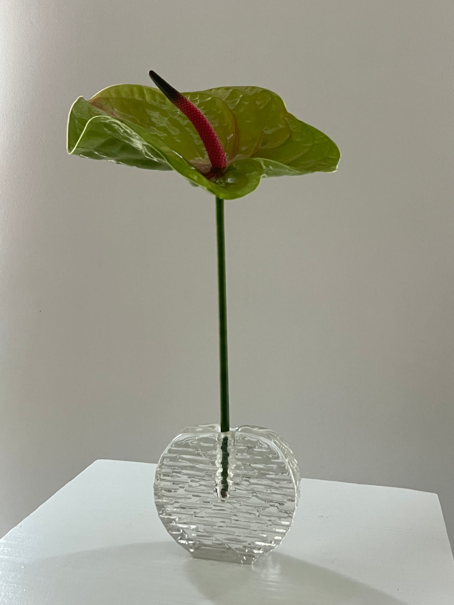 Vintage ribbed solifleur vase