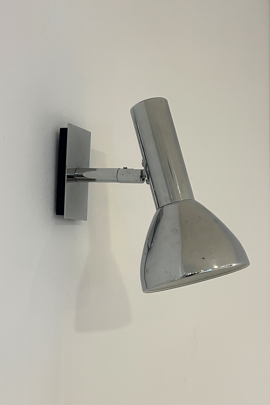 Mid-Century adjustable wall lamp