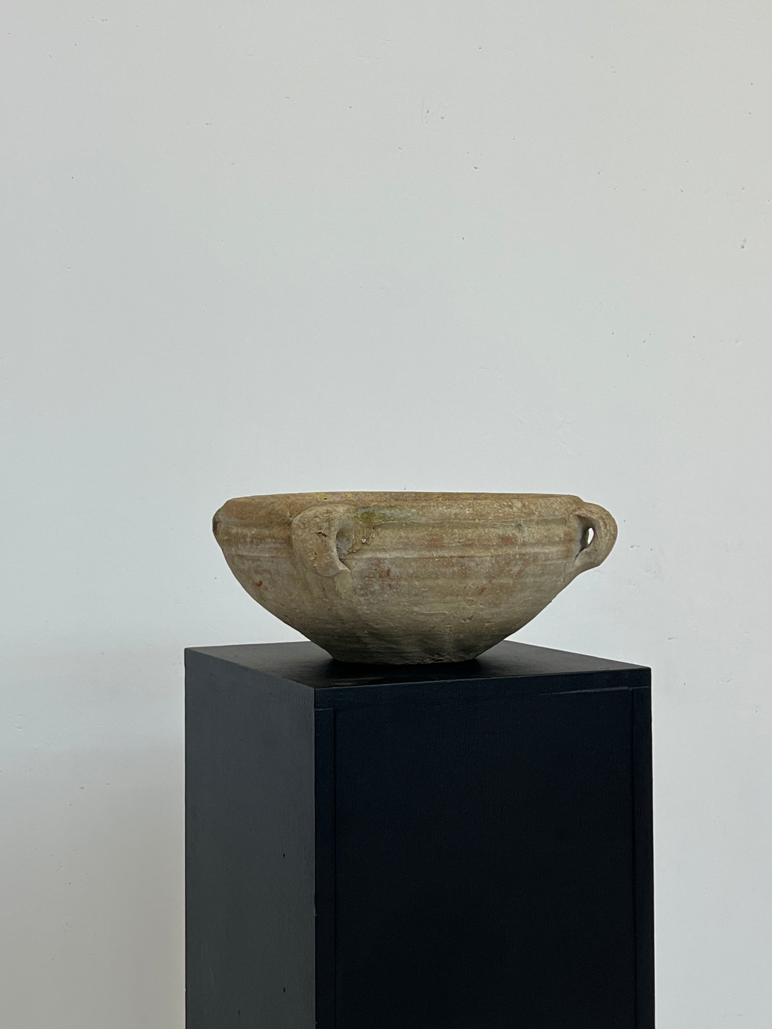 Vintage ceramic planter with handles