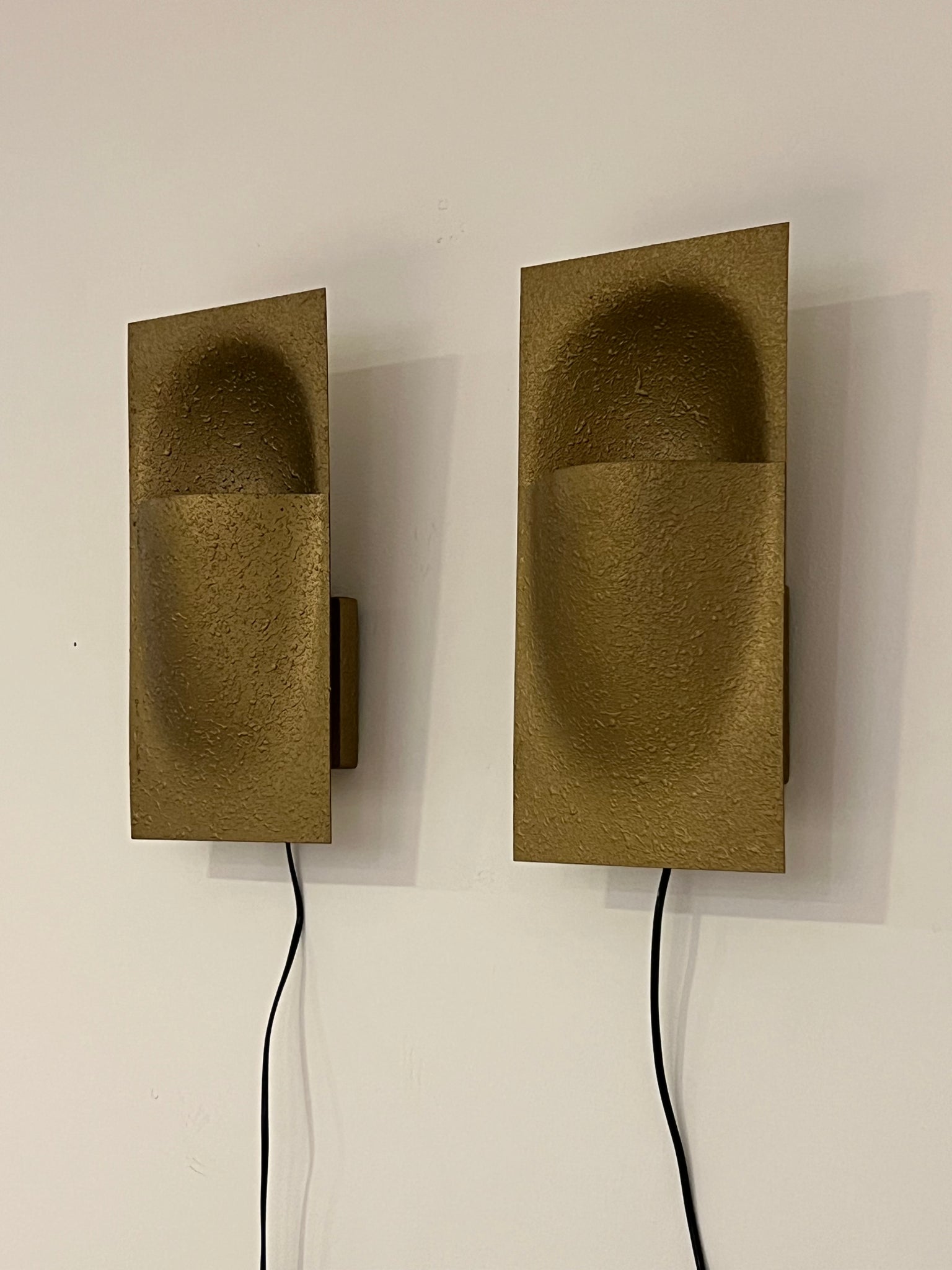 Raak Amsterdam “Balance” wall lamp – Model C-1550 by Bertrand Balas