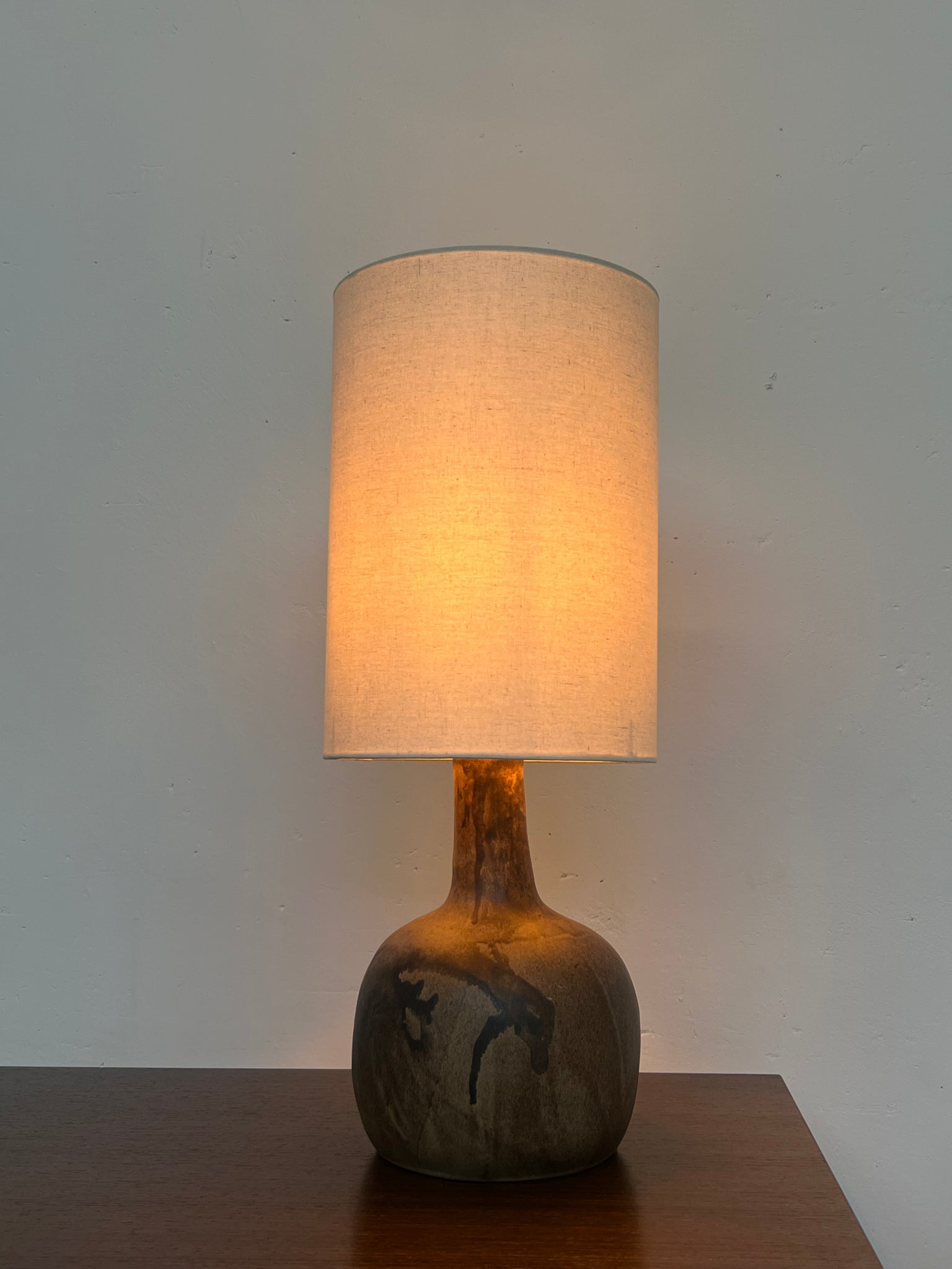 Vintage ceramic table lamp