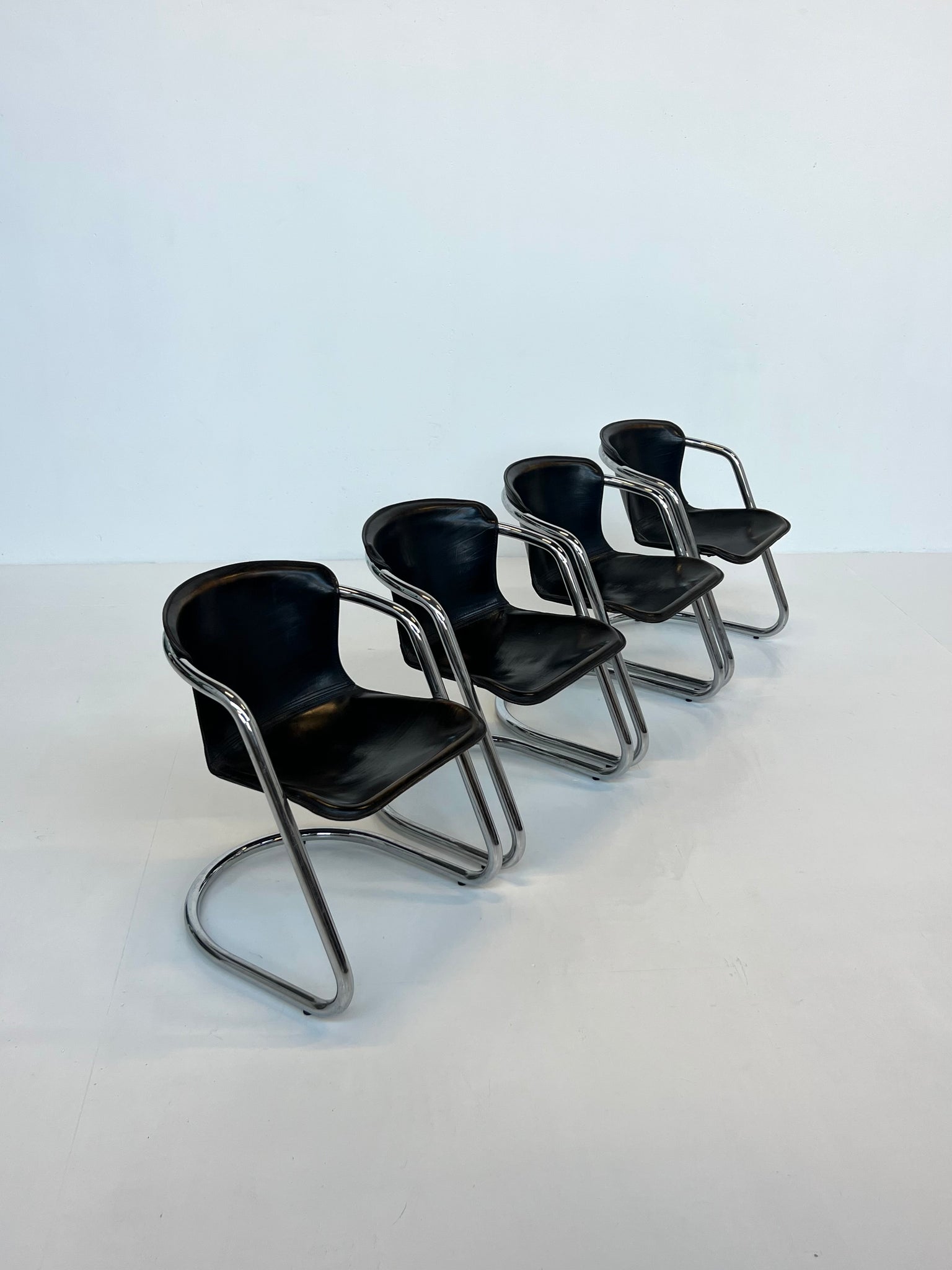 Willy Rizzo eetkamerstoelen – Set van 4 jaren 70