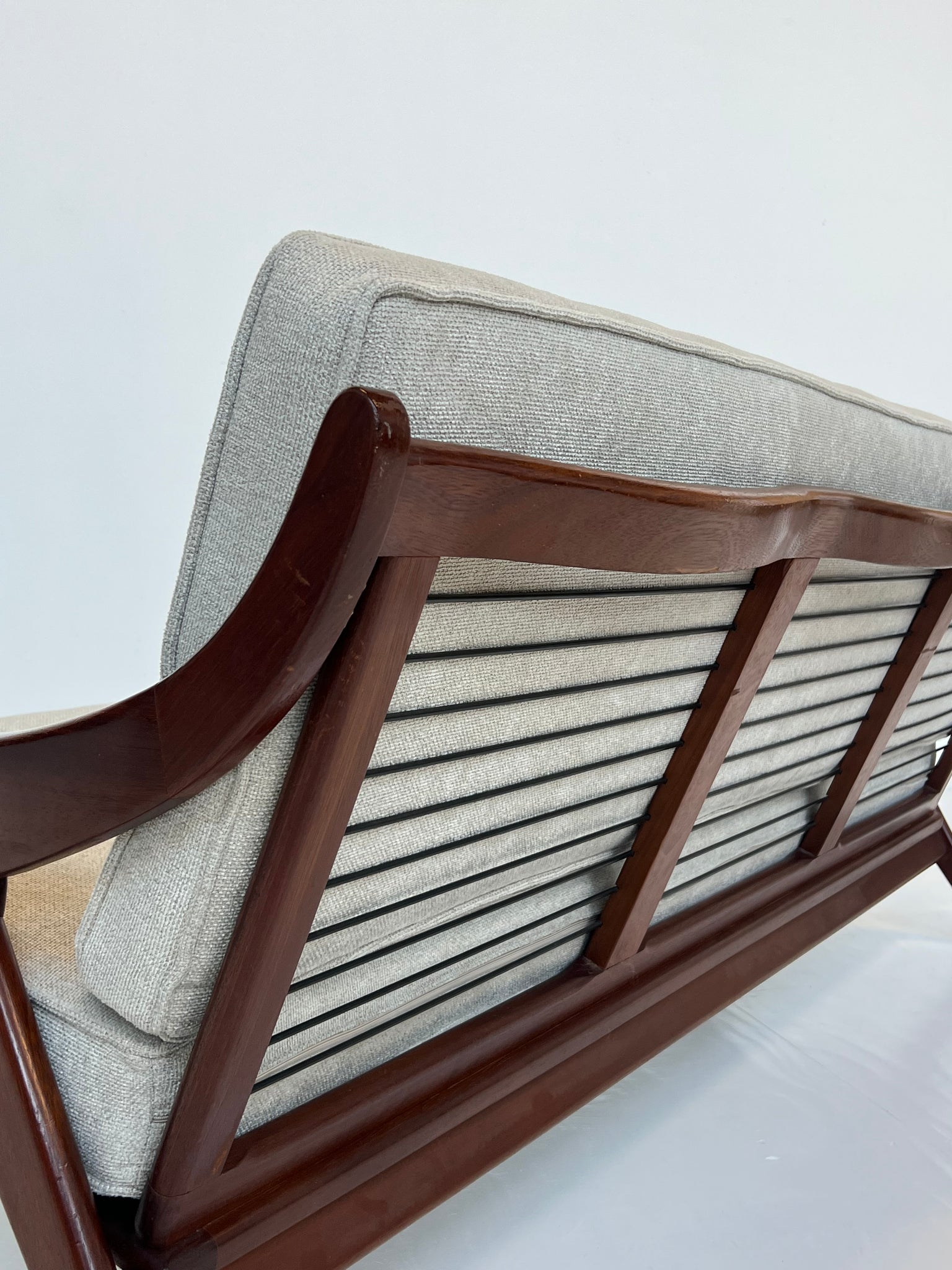 Gelderse bank “De Knoop”.