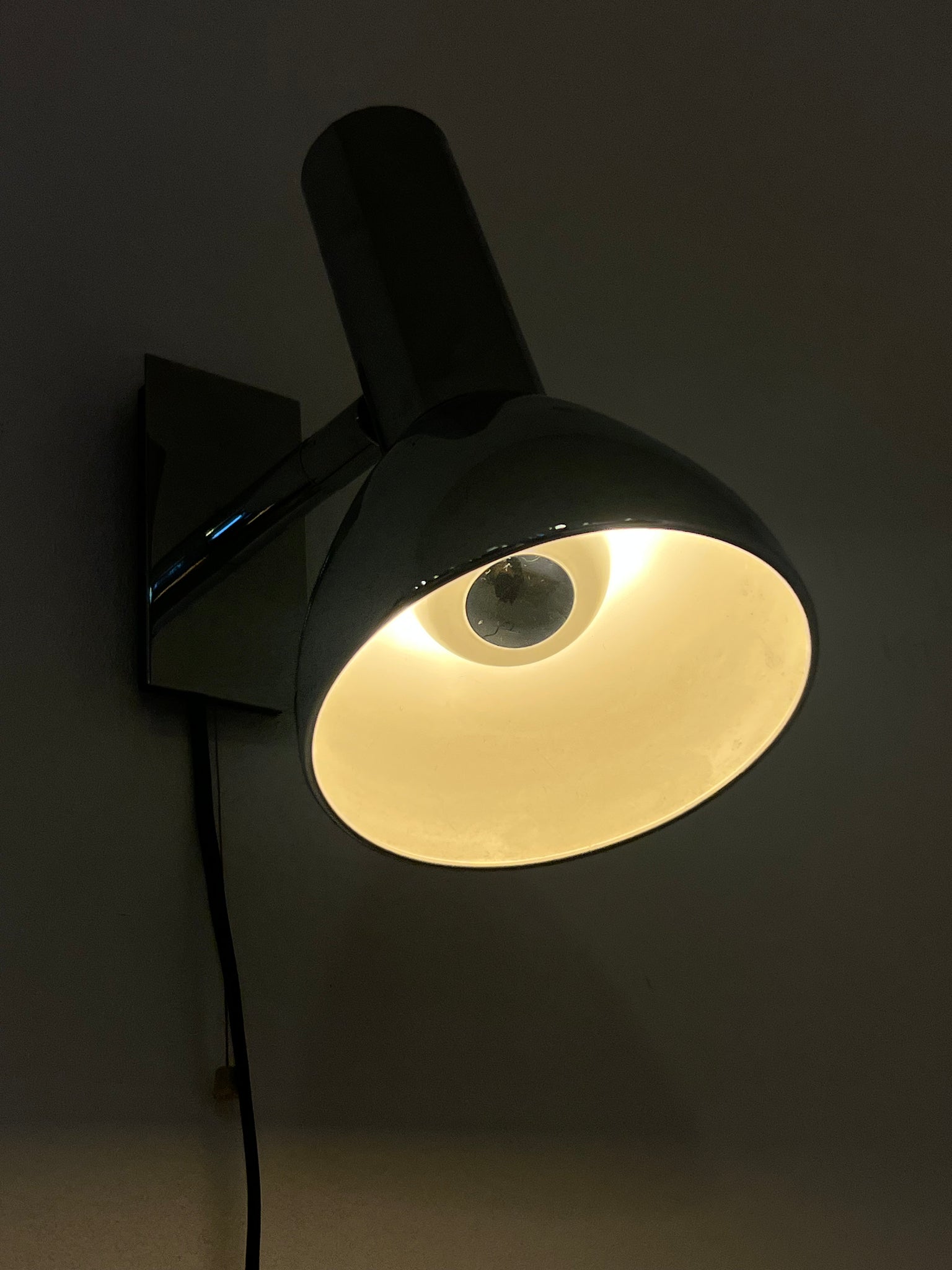 Mid-Century adjustable wall lamp