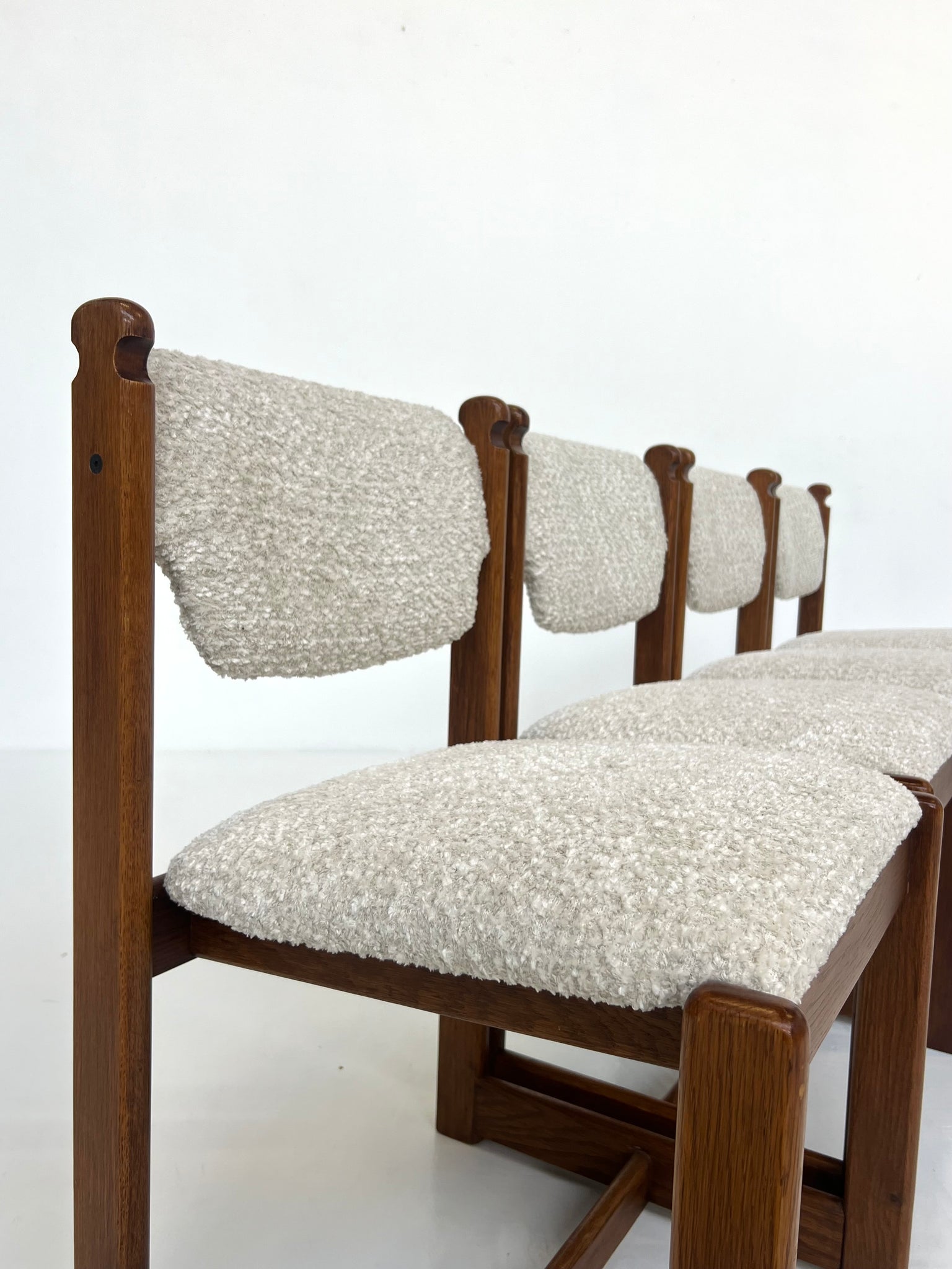 Set of 4 vintage oak dining chairs