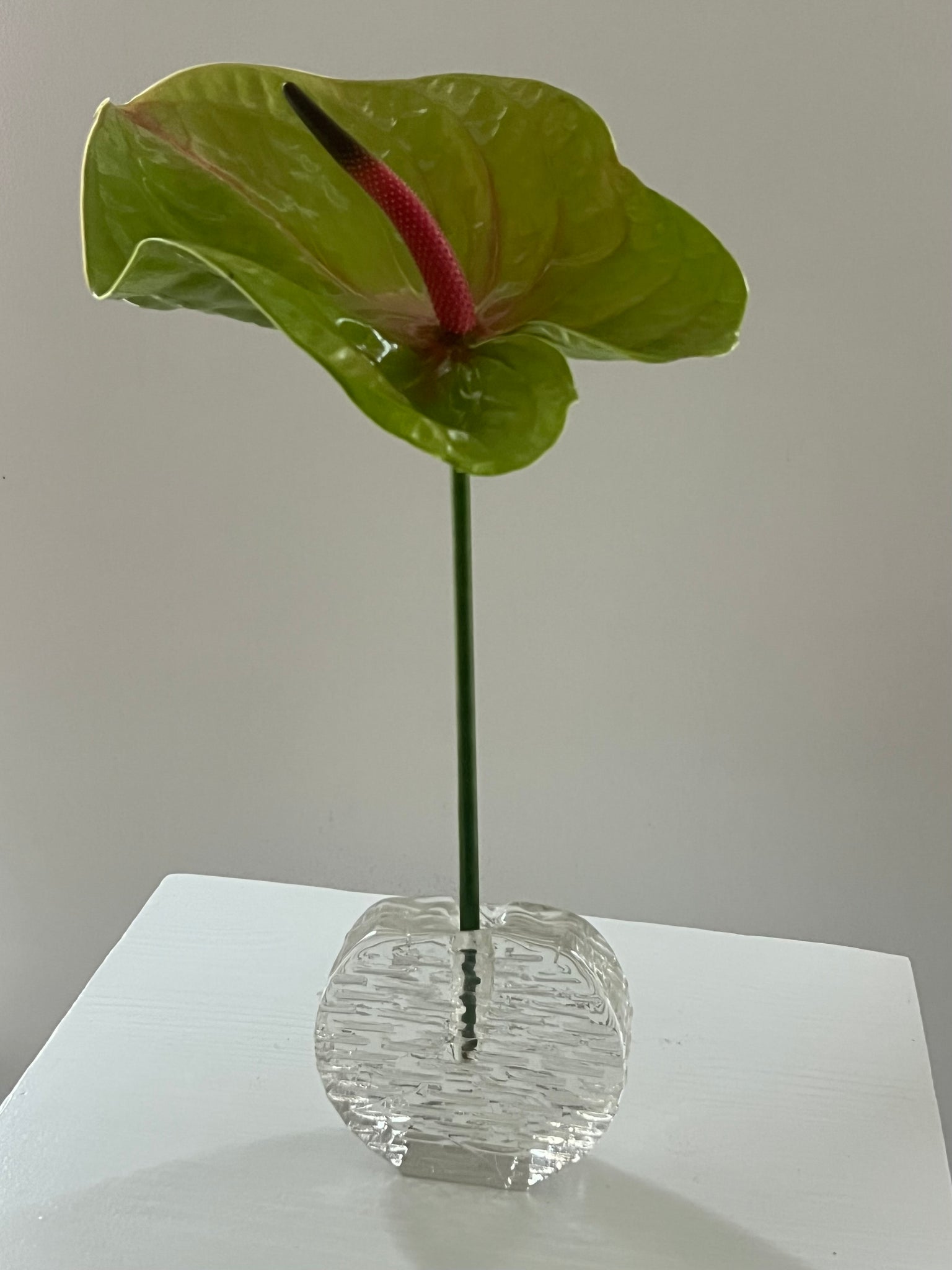 Vintage ribbed solifleur vase