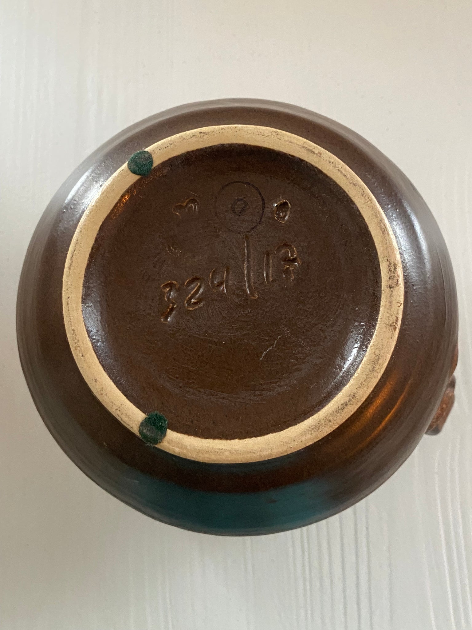 X Vintage ceramic vase