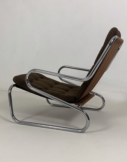 X Vintage lounge chair