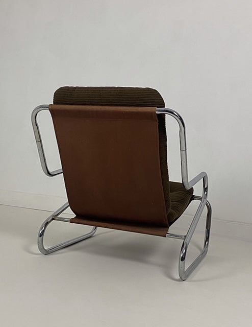 X Vintage lounge chair