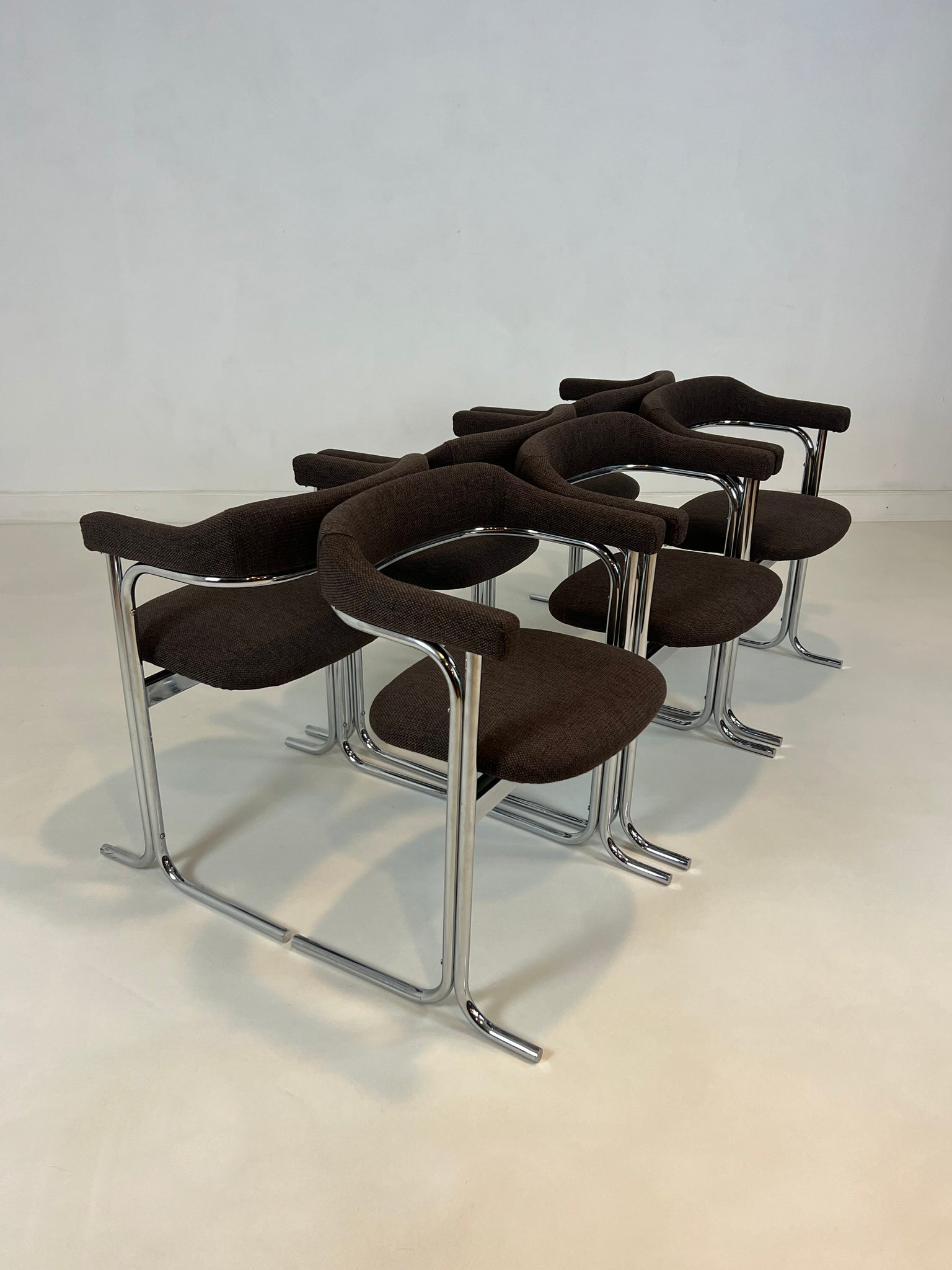 Set of 6 vintage dining chairs - 1970's