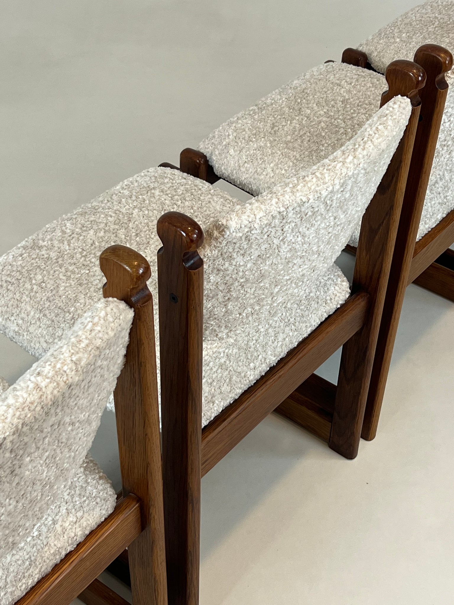 Set of 4 vintage oak dining chairs