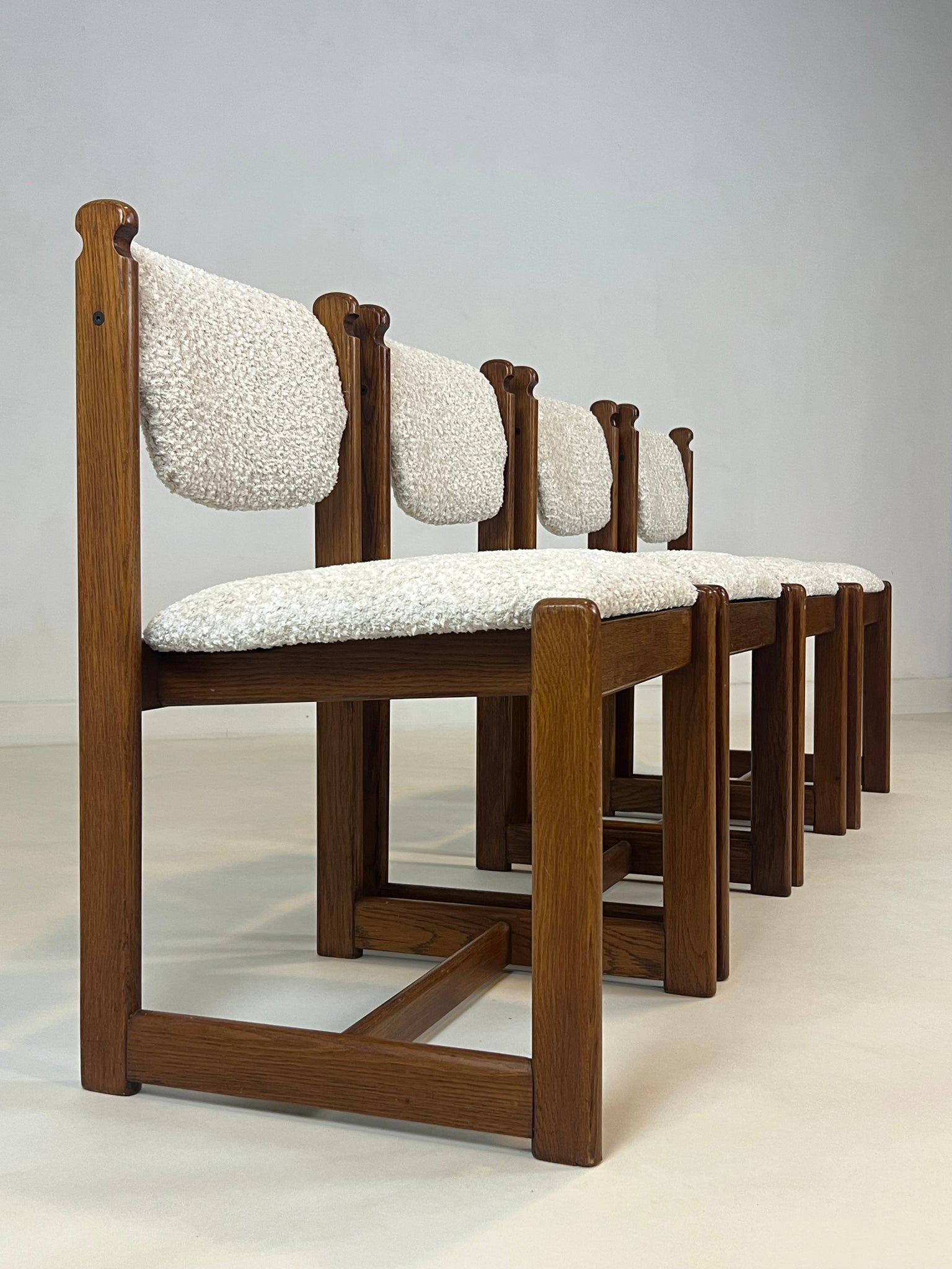 Set of 4 vintage oak dining chairs