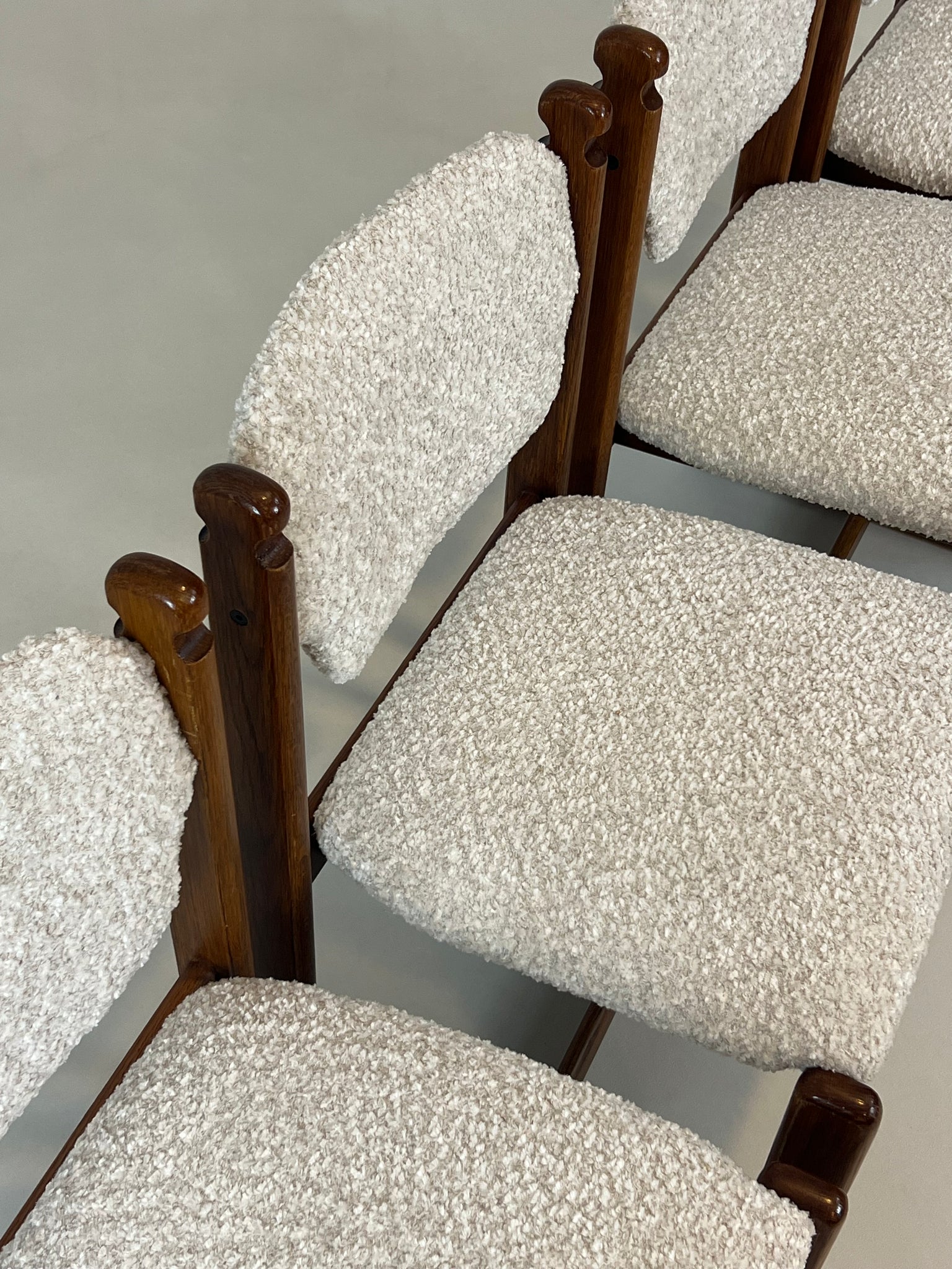 Set of 4 vintage oak dining chairs