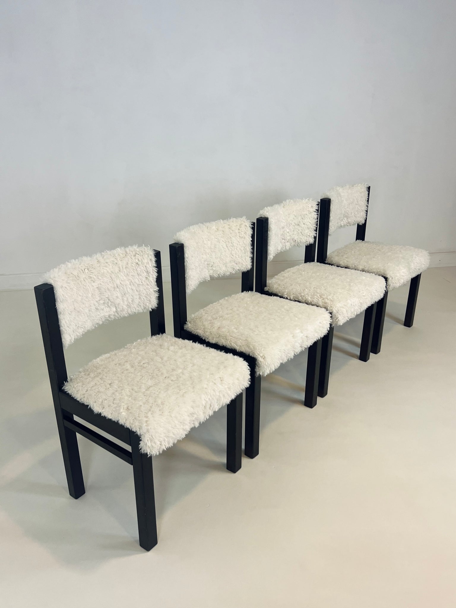 Vintage eetkamerstoelen