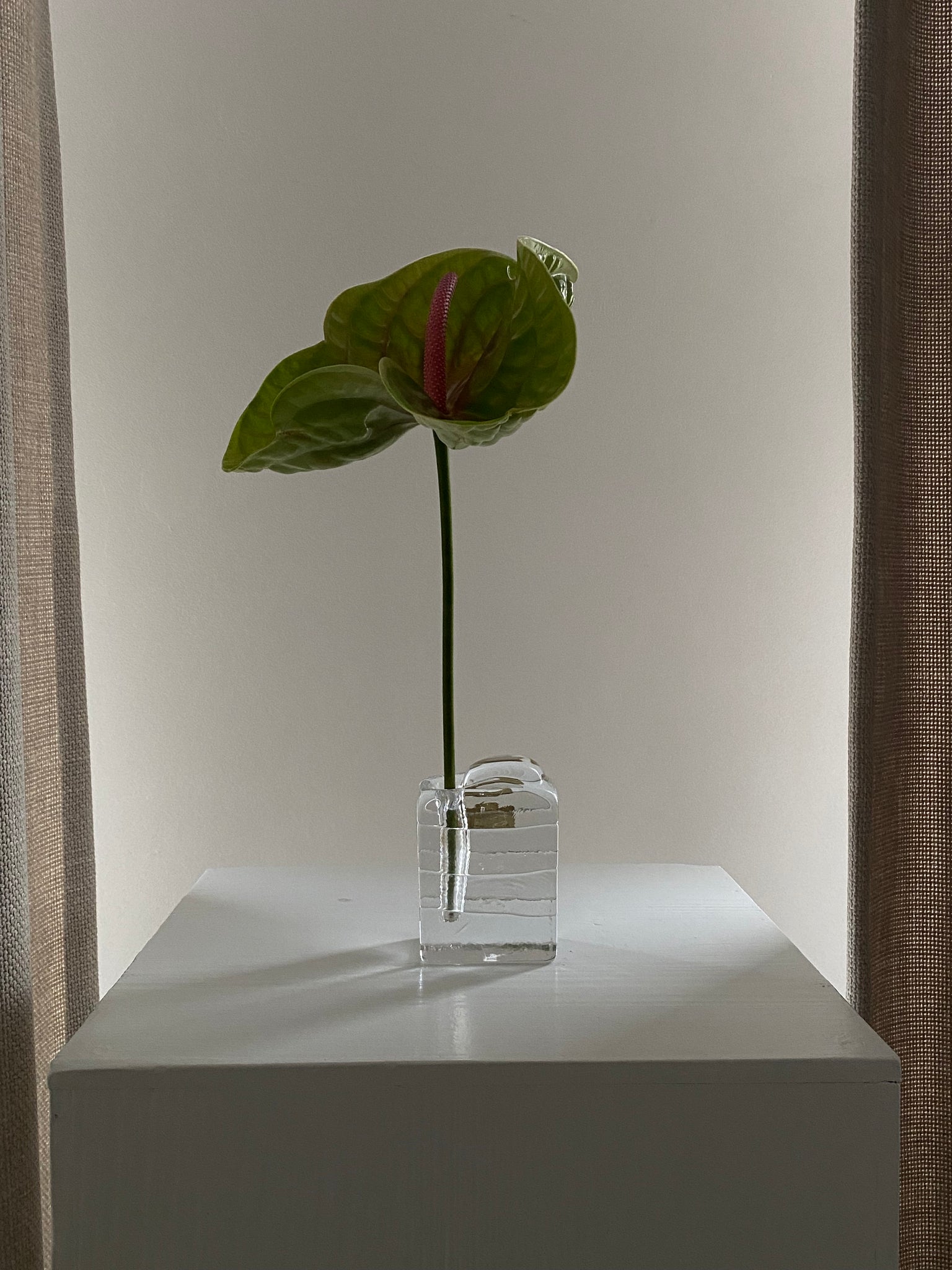 Vintage crystal ice cube solifleur vase – 1970s