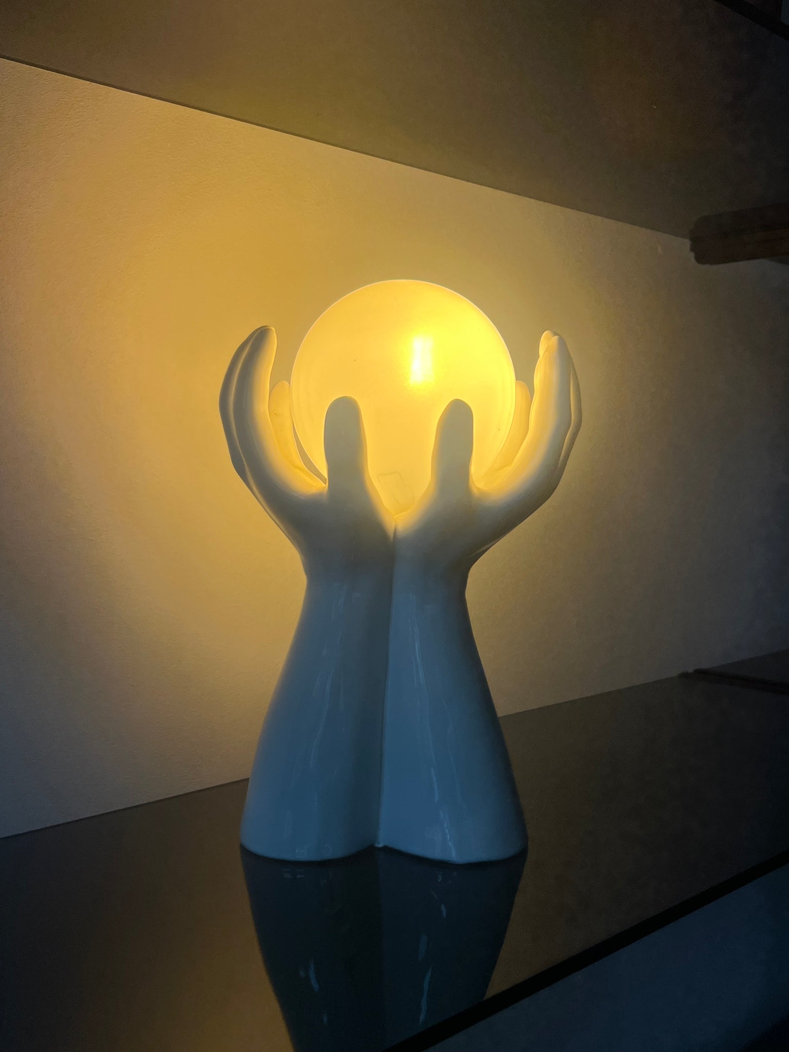 Vintage ceramic table lamp