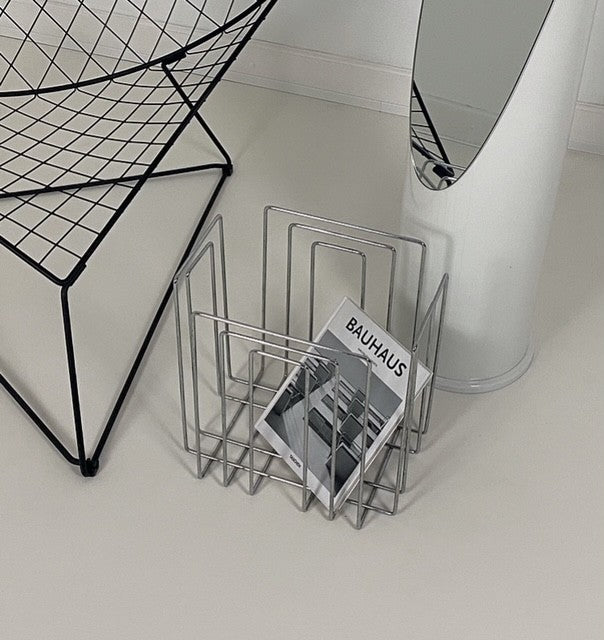 X Vintage magazine rack by Willi Glaeser for TMP