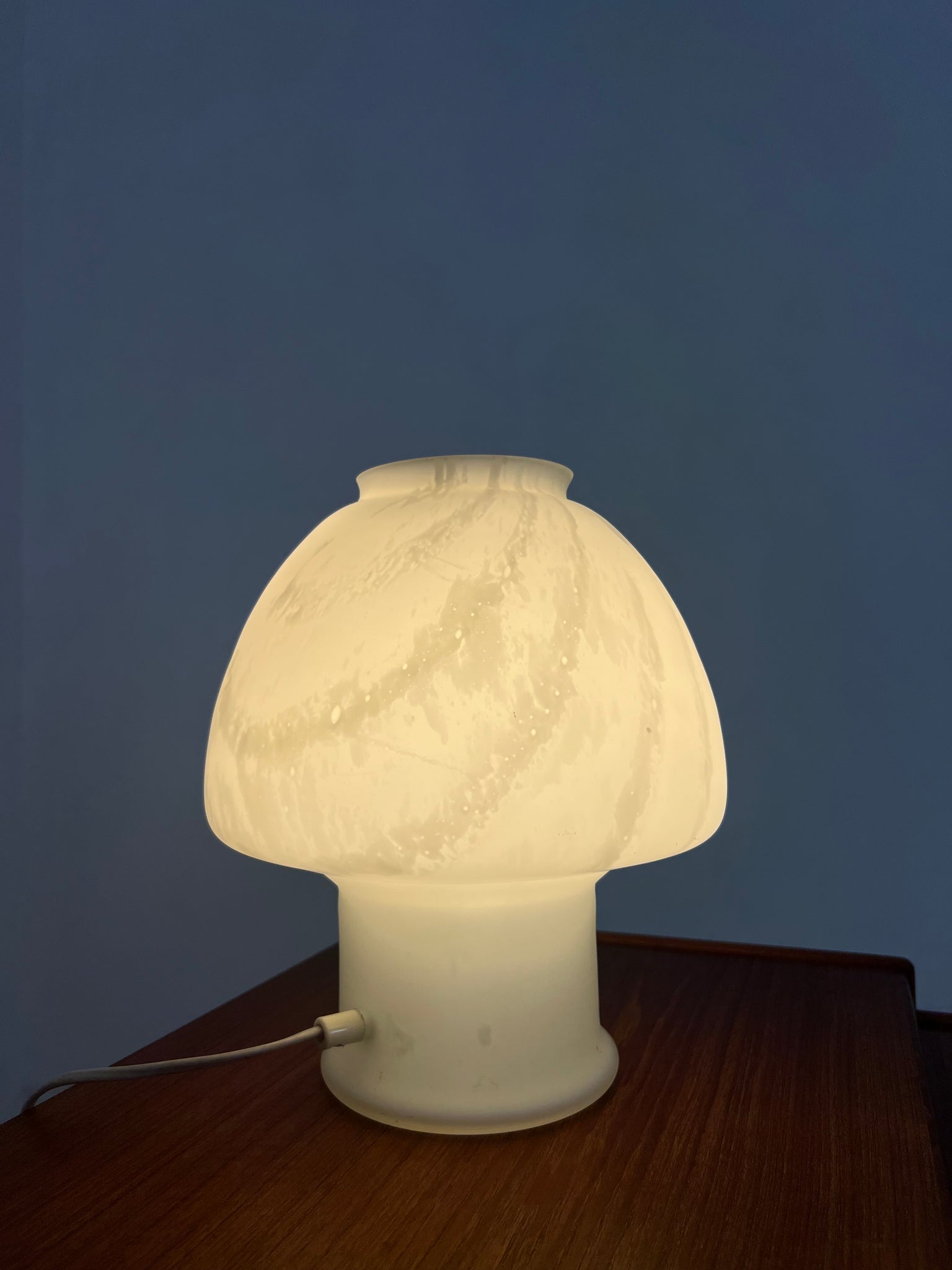 Vintage Murano-style mushroom table lamp