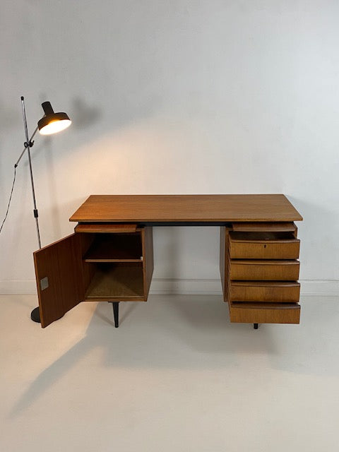 Vintage Pastoe desk