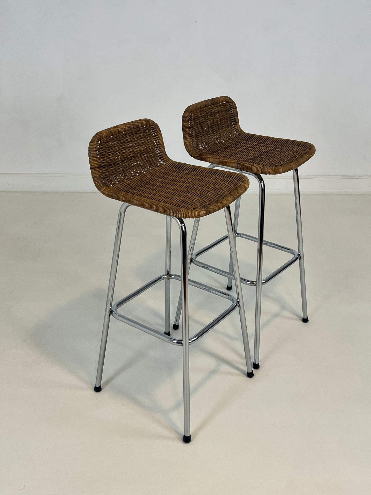 Set of 2 vintage rattan stools