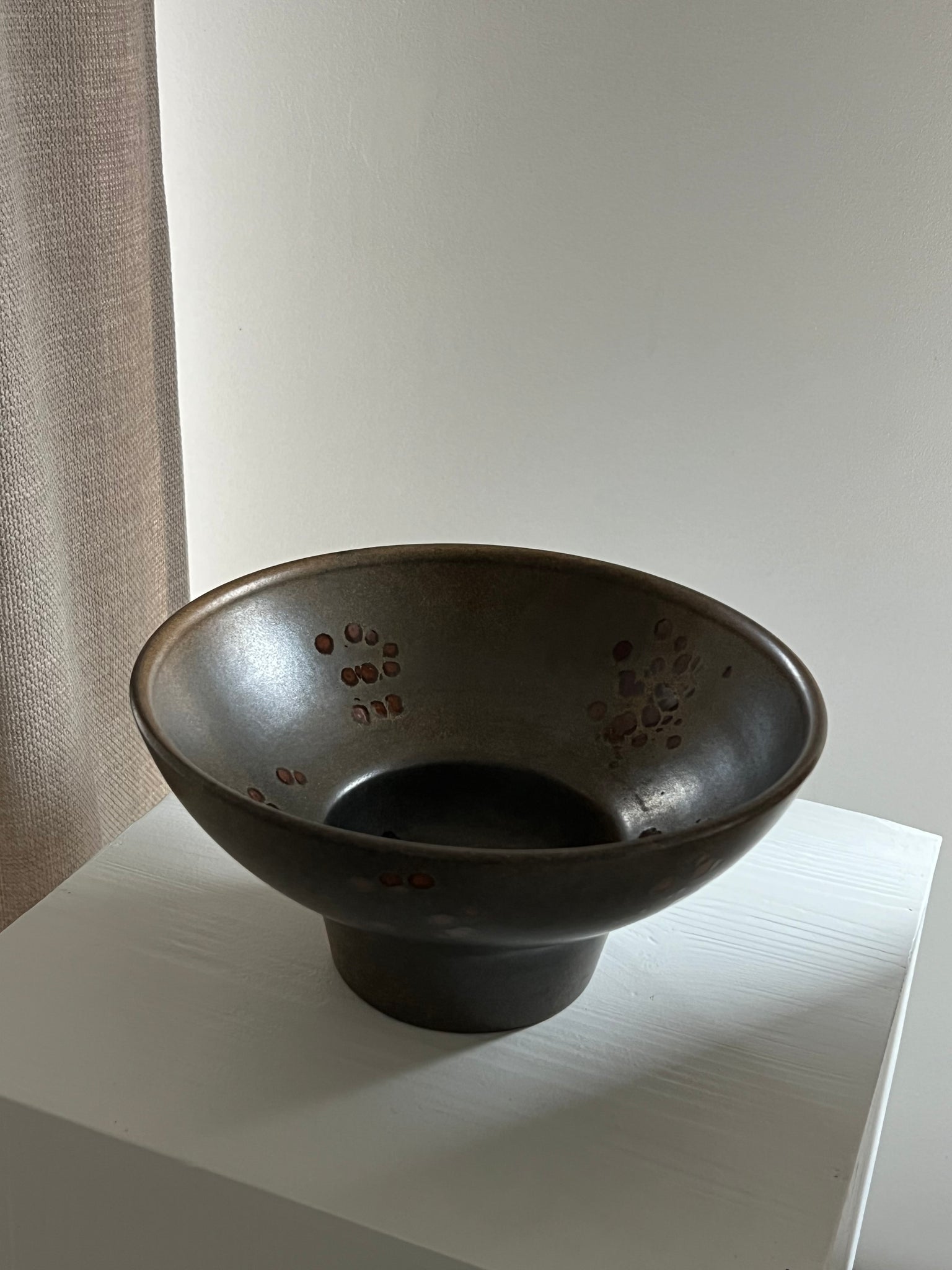 Vintage ceramic pedestal bowl