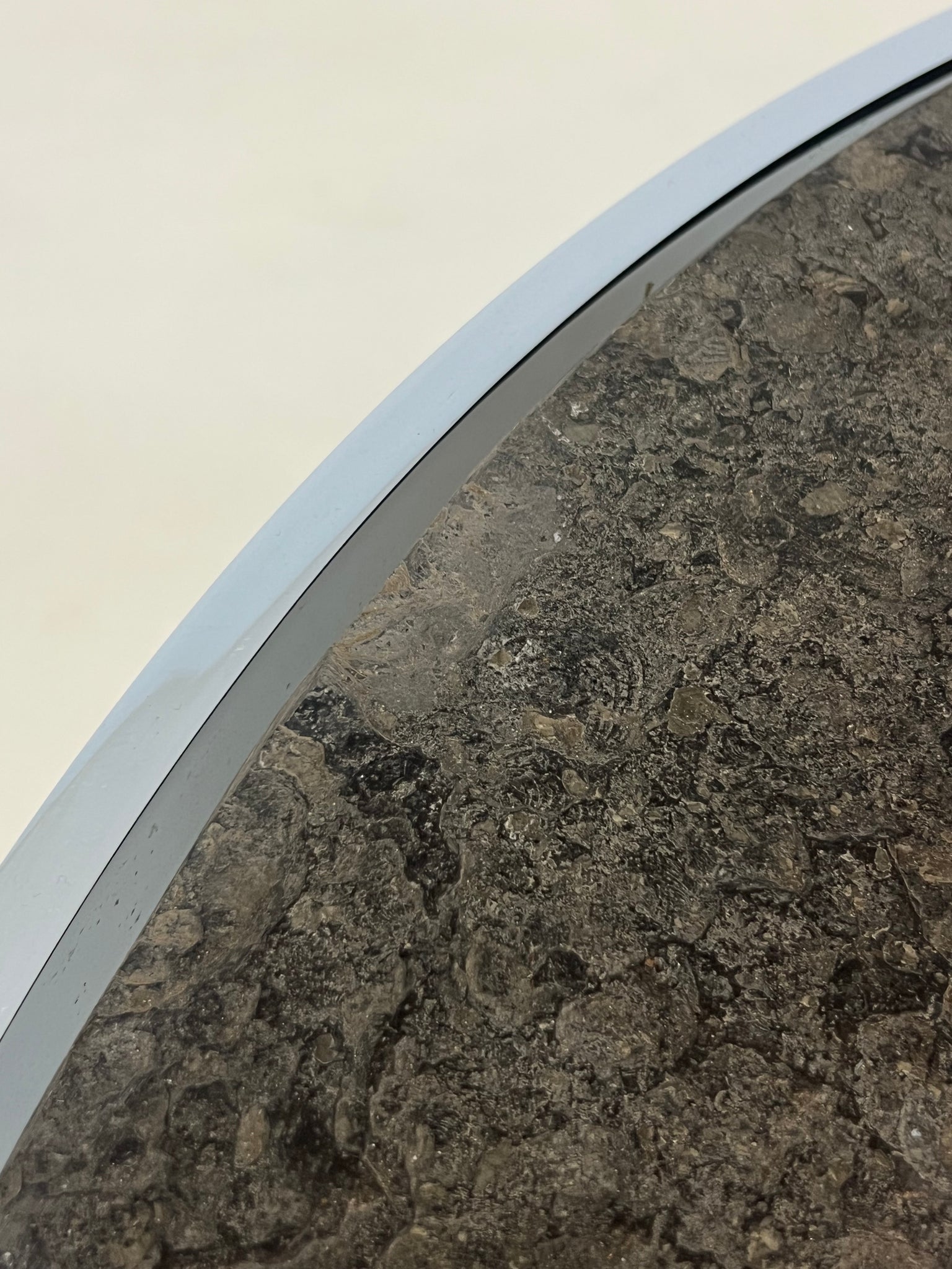 Vintage round coffee table – stone top