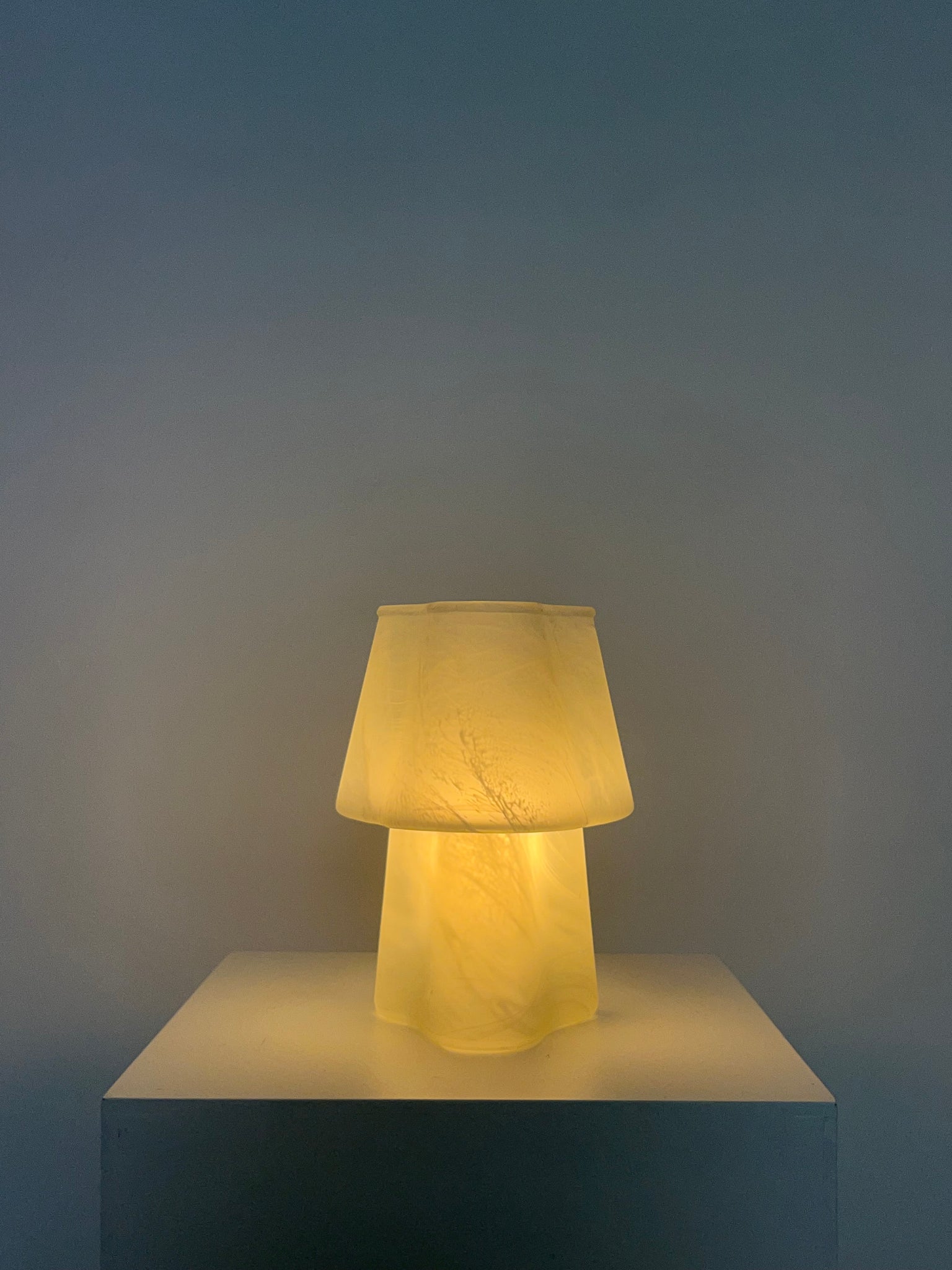 X Vintage Murano glass table lamp