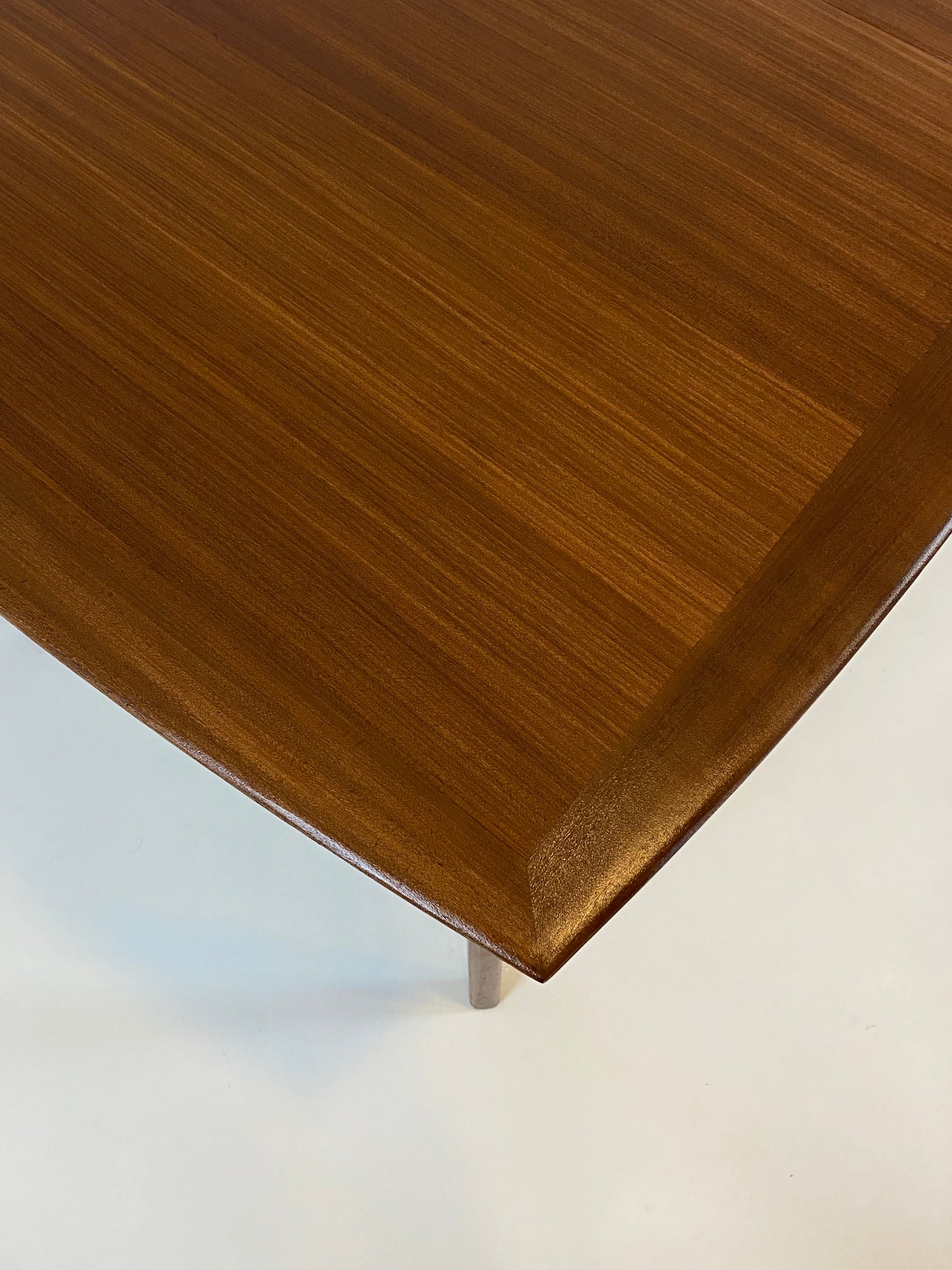Vintage extendable dining table by Louis Van Teeffelen for Wébé