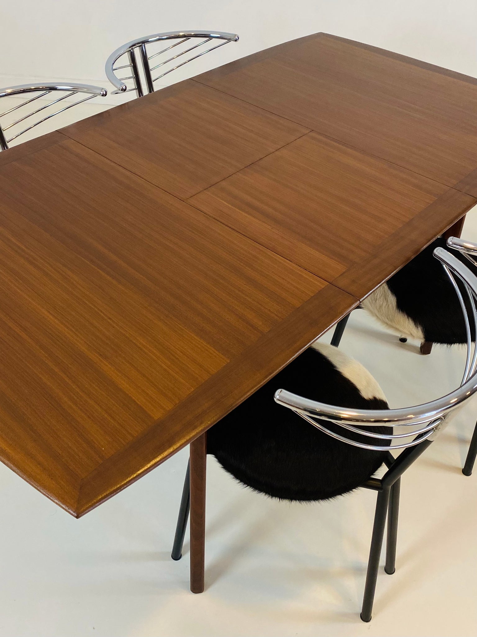 Vintage extendable dining table by Louis Van Teeffelen for Wébé