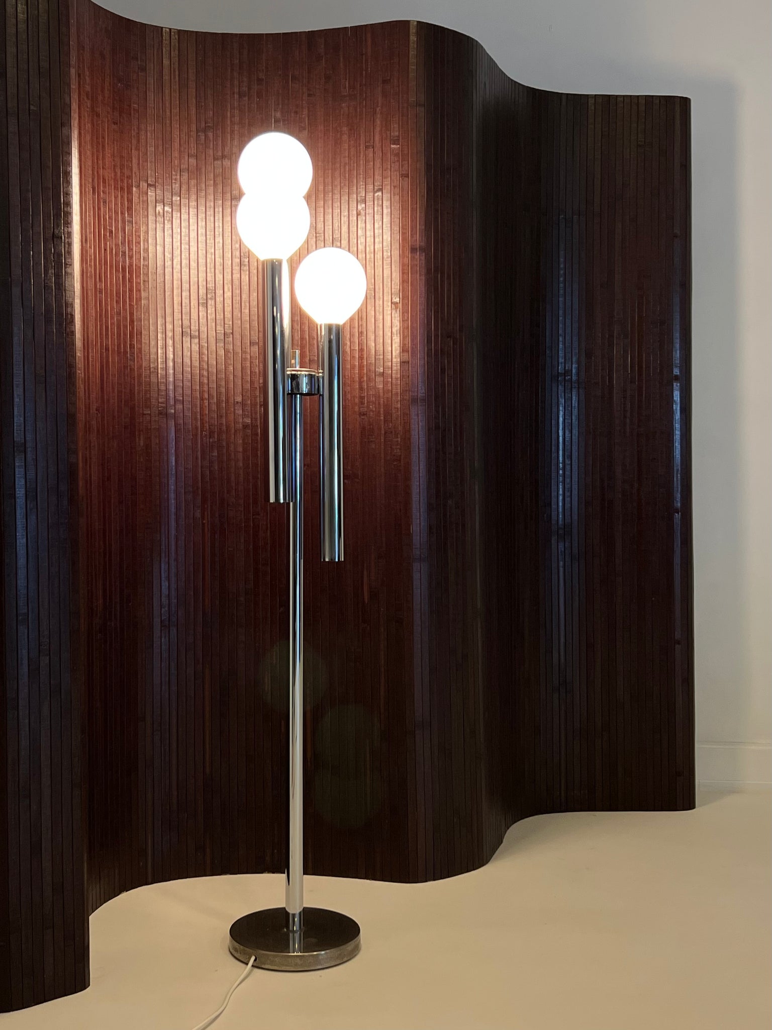 Vintage ruimtetijdperk vloerlamp
