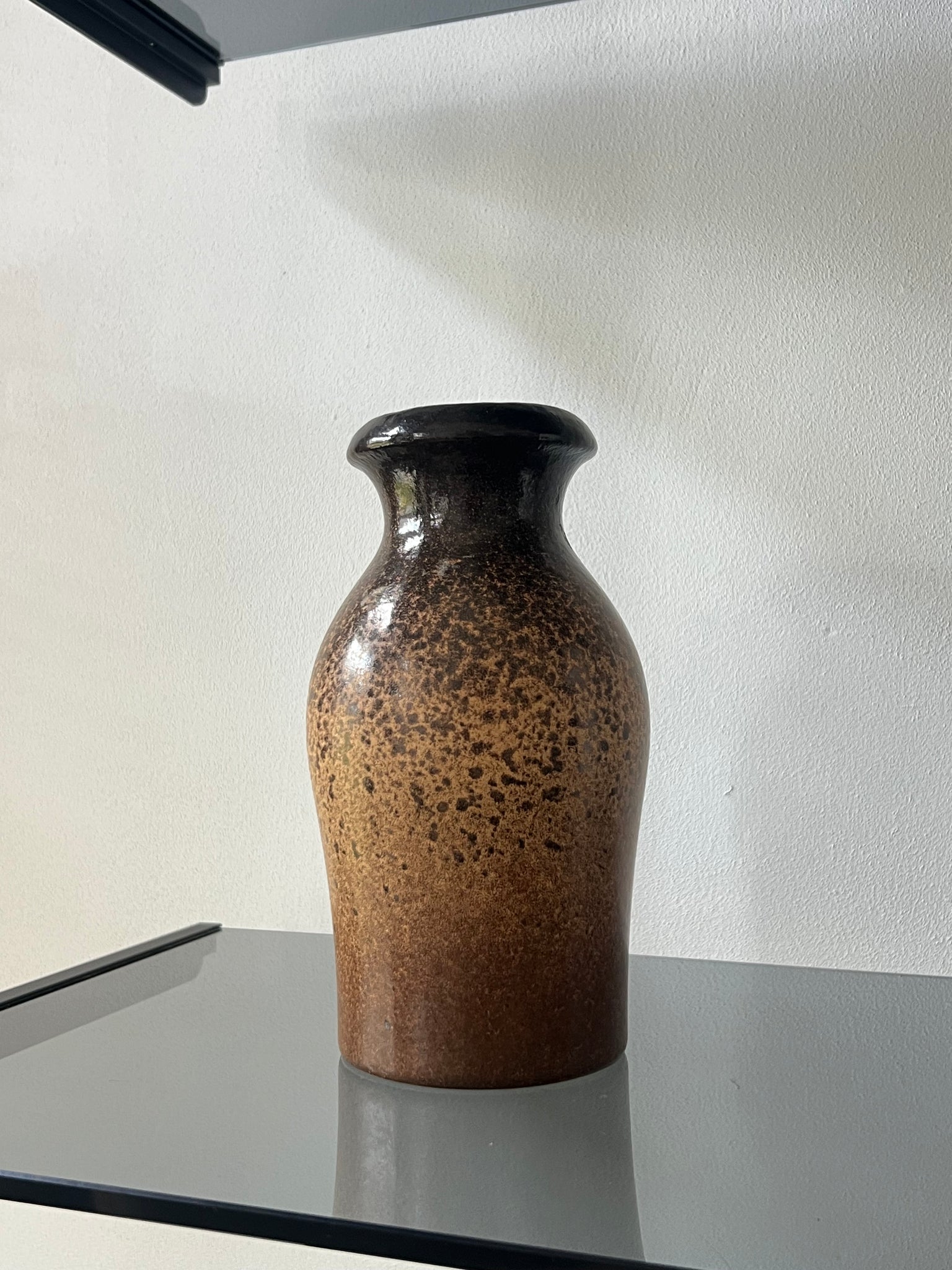 X Vintage west germany vase – speckled brown